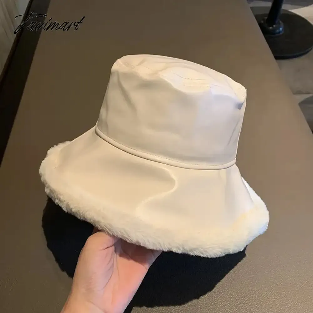 Tavimart Fashion Autumn Winter Pu Leather Bucket Hats For Women Adjustable Foldable Lamb Wool Outdoor Warm Panama Female Fisherman Caps